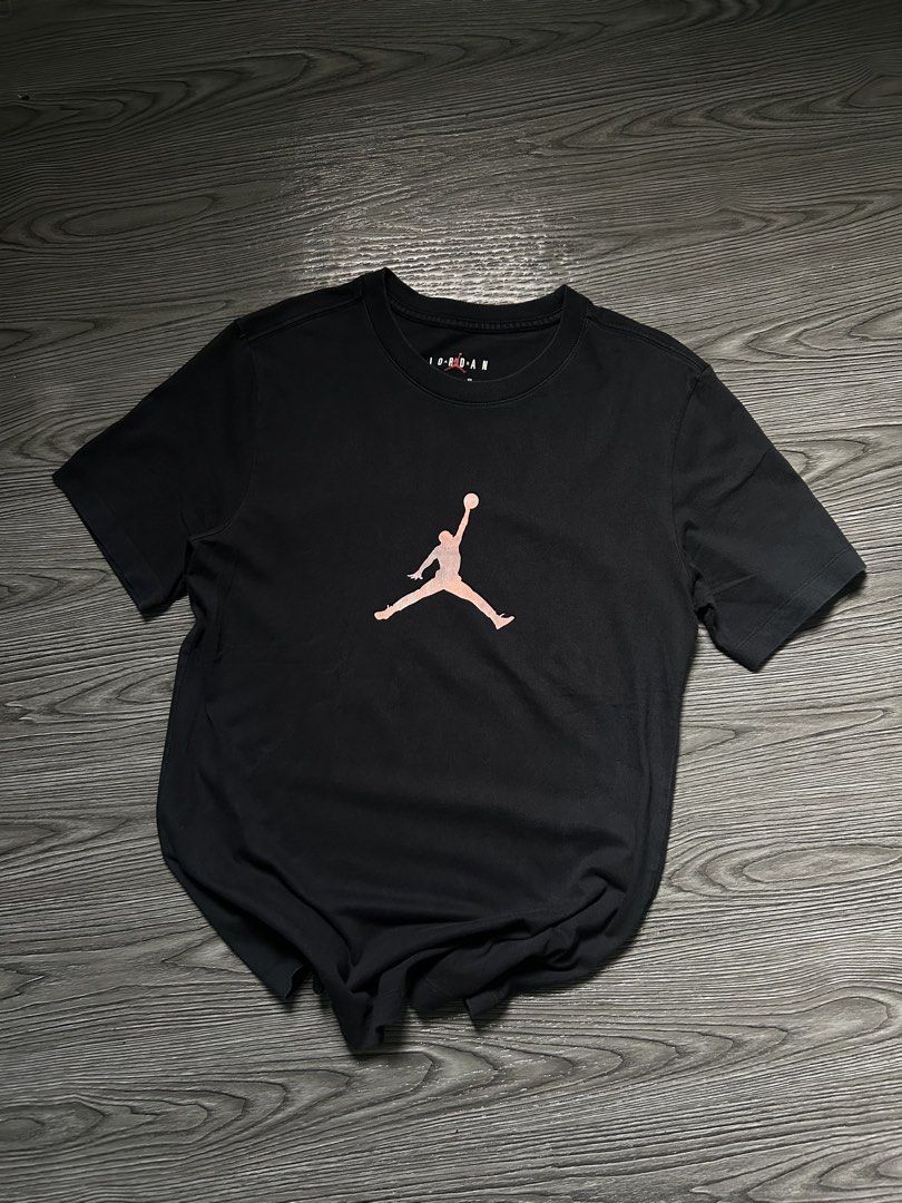 Jordan 23 Black Graphic T-Shirt (Category: Tshirts & Polo Shirts ) located in Dasmarinas. Submitted by zn_upcldtrs (Listing ID 1465436697, Image 3). Description: - 18 W / 27 L - Excellent Condi - No Issue.