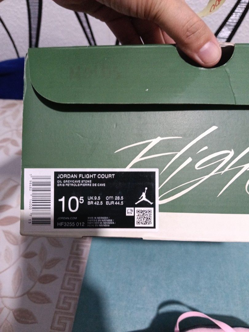 Jordan Flight Court (Category: Activewear) located in Cavite. Submitted by purplepink30 (Listing ID 1465522985, Image 3). Description: .
