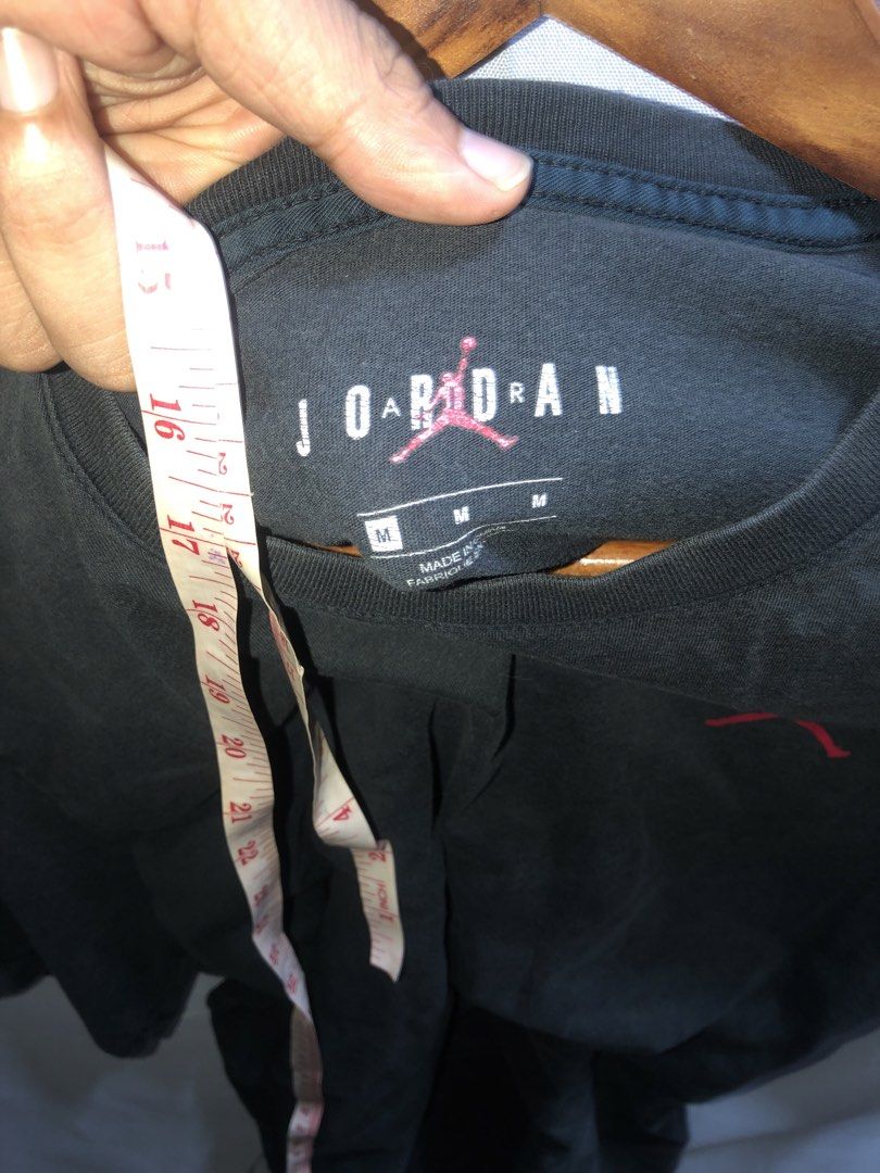 Jordan Free throw dunk canva (Category: Tshirts & Polo Shirts ) located in Cagayan de Oro. Submitted by kennymiiiiii (Listing ID 1465475331, Image 3). Description: 21*30 Black color min fade No other issue.