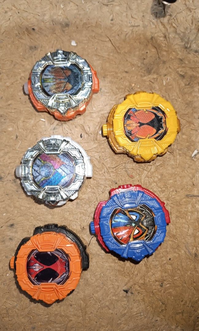 KAMEN RIDER WATCHES 5PCS (Category: Action & Battle Toys) located in Midsayap. Submitted by macoy.picker (Listing ID 1465572968, Image 1). Description: KAMEN RIDER WATCHES 5PCS TAKE ALL 400 + SHIPPING UNTESTED AS IS.