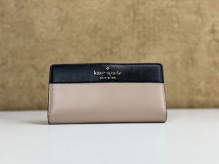 (Category: ) located in . Submitted by luxury_galeries (Listing ID 1465403257, Image 1). Description: .