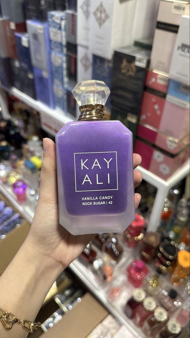 KAYALI Vanilla Candy Rock Sugar 42 EDP 100ml (Category: Fragrance & Deodorants) located in Manila. Submitted by r.nicole565 (Listing ID 1465425564, Image 1). Description: -Premium -Brandnew with Box -Long lasting Scent -Quality -Trusted by many! 🥰.