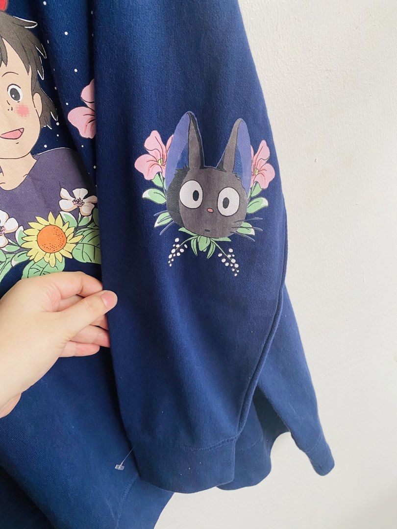kikis Delivery Sweatshirt (Category: Coats, Jackets and Outerwear) located in Manila. Submitted by kawaii_omocha_est2020 (Listing ID 1465548025, Image 3). Description: As is - Main brand tag is cut, care tag has a small tear. Please check all photos. Size: 2XL to 3XL (depending on desired fit) ✅ Mine Now, Pay Now ✅ Please check all photos for complete details. ✅ Please manage your expectations, most items are preloved and not for those who are se