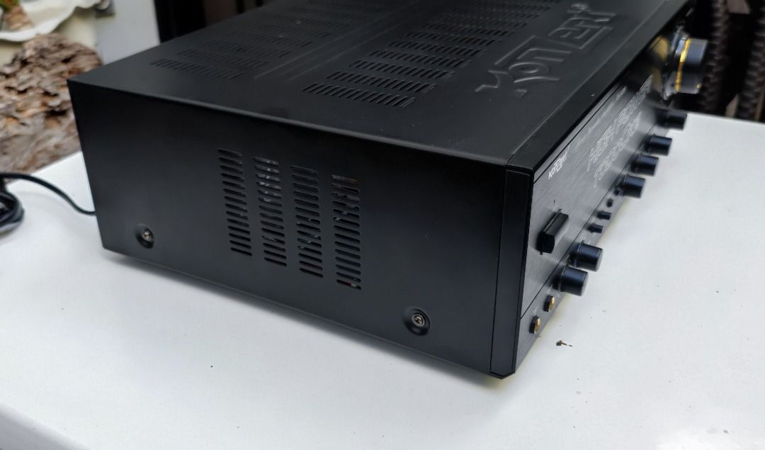 konzert Av502-h todooke amplifier (Category: Soundbars, Speakers & Amplifiers) located in Imus. Submitted by raymansounds (Listing ID 1465432996, Image 3). Description: konzert Av502-h todooke amplifier php. 5,499 only imus bayan luma location rfs. amplifier only hindi na ginagamit magdala ng speaker para matest. nabenta na videoke wala na speaker.