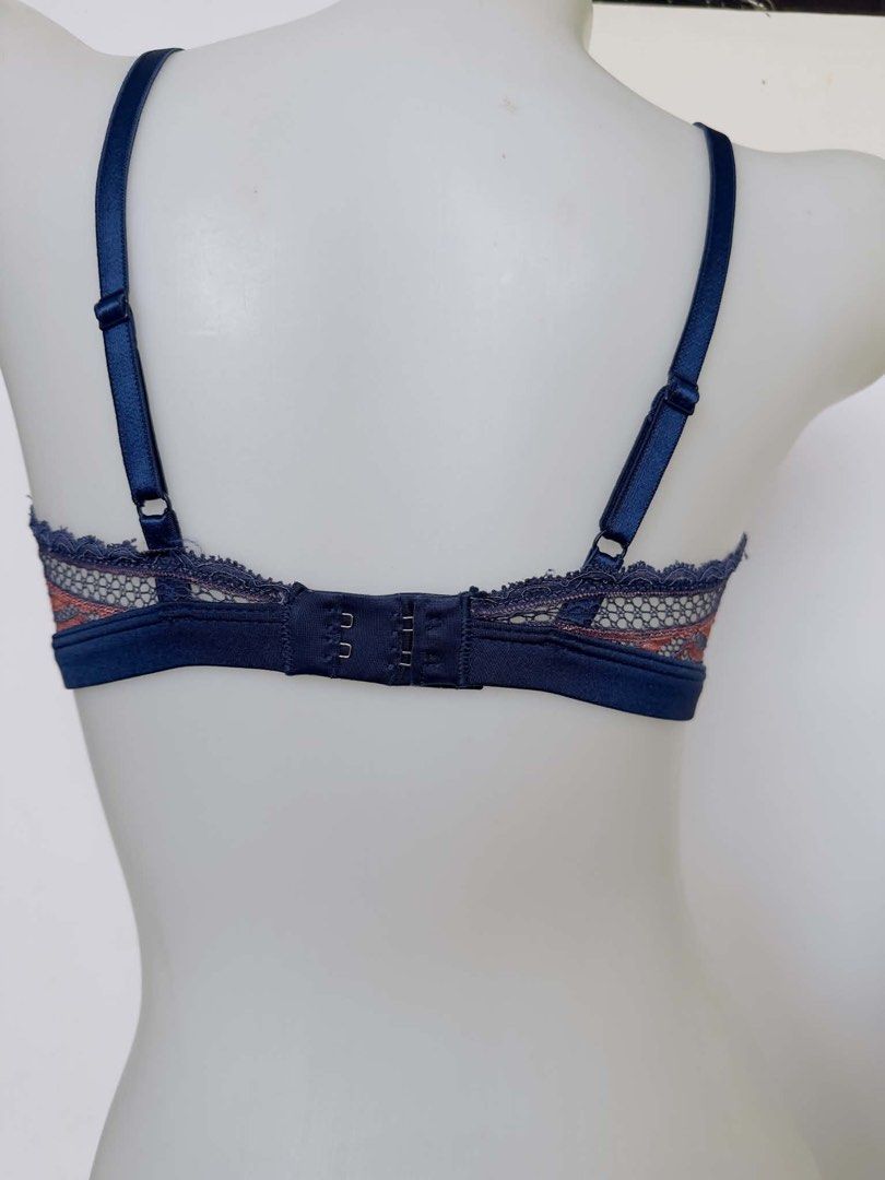 lace bra no pads 34ab (Category: Undergarments & Loungewear) located in San Jose. Submitted by 99ners (Listing ID 1465500194, Image 2). Description: .