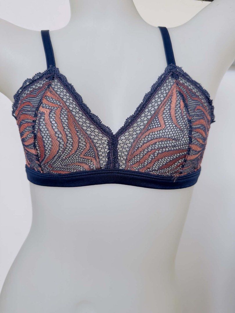 lace bra no pads 34ab (Category: Undergarments & Loungewear) located in San Jose. Submitted by 99ners (Listing ID 1465500194, Image 1). Description: .