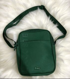 (Category: ) located in . Submitted by i_canthriftyoubetter8 (Listing ID 1465421638, Image 1). Description: .