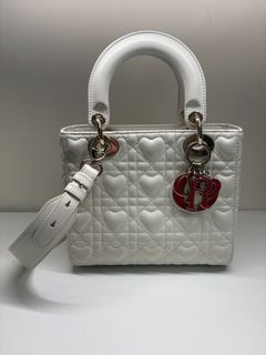 由 33goodsandboutique (刊登 ID 1465525175，圖片 1) 提交，位於 的 (類別：)，說明：。