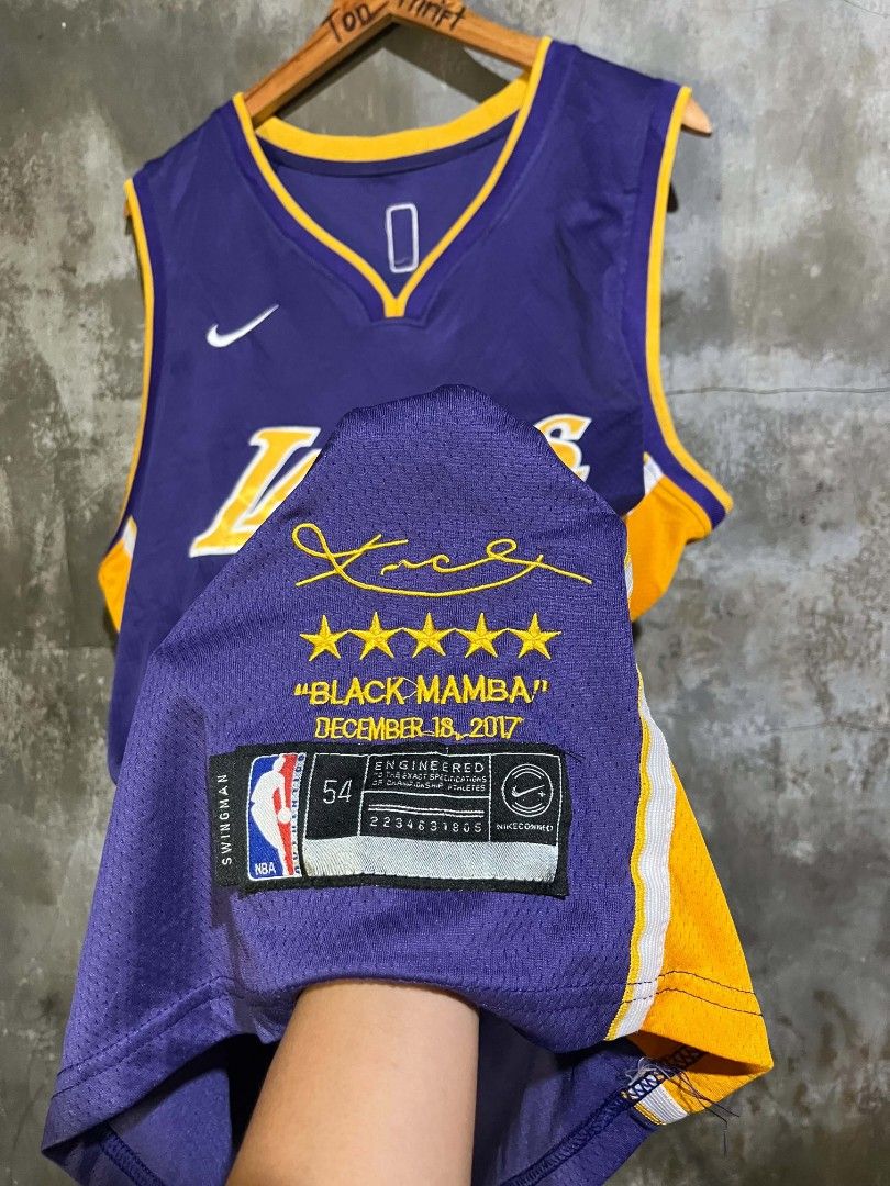 Lakers (Bryant) (Category: Activewear) located in Andop. Submitted by tonthrift_st (Listing ID 1465481826, Image 3). Description: Lakers ( Bryant ) Excellent condition Size XL fitting Dimes W24.5 L32 No issue / flaws 🏷️📥 📍Kapalong, Davao del Norte.