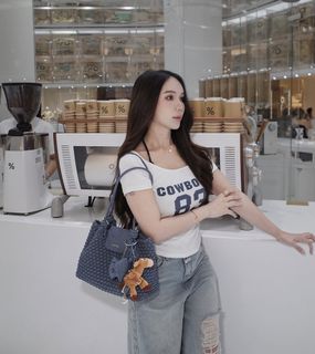 （分類：）位於 。 由 genieland 提交（商品編號 1465399159，圖片 1）。簡介： 。