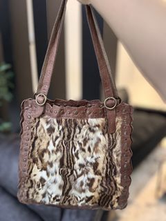 (Category: ) located in . Submitted by allaboutpreloved88 (Listing ID 1465387238, Image 1). Description: .