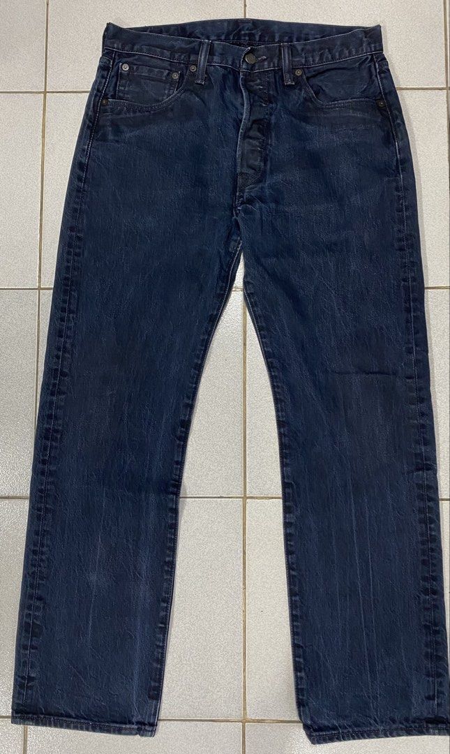 Levis 501 Jeans (Category: Jeans) located in Mandaue City. Submitted by MJ_80 (Listing ID 1465479979, Image 2). Description: Mens Levis 501 Buttonfly Jeans Stretch Size 34 on tag Actual fits 31-32 Waist See photos for measurements Has light scratch see last photo Color rate & Conidtio: 9.8/10 Price: 1,650.