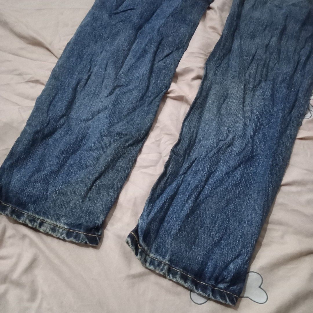 Levi's 511 (Category: Jeans) located in Manila. Submitted by tcbukay_zxc25 (Listing ID 1465491105, Image 3). Description: Levi's 511 pants size 34 good condition.