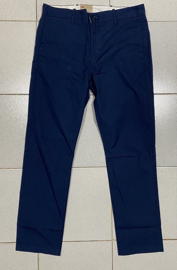 Levis 511 Chinos (Category: Trousers) located in Mandaue City. Submitted by MJ_80 (Listing ID 1465479393, Image 2). Description: Mens Levjs 511 Chinos Slimfit Stretch Size W32 L30 on tag See photos for measurements Price : 1,800.
