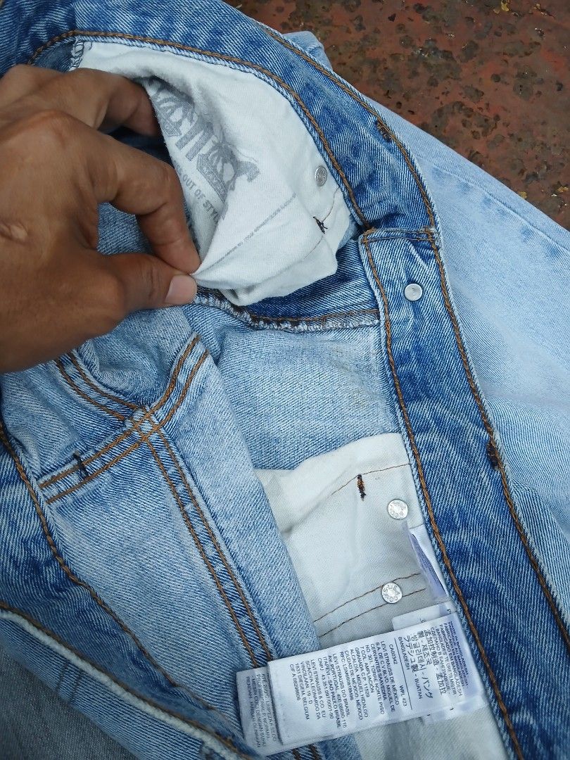 LEVIS 550 40 TO 42 (Category: Jeans) located in Paranaque City. Submitted by dennis_580 (Listing ID 1465387306, Image 2). Description: LEVIS 550 WASHED NA GAGAMITIN MO NALANG SIZE 40 TO 42.