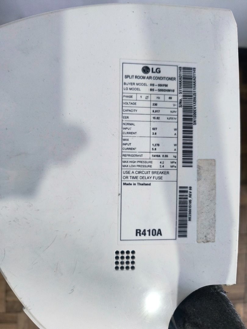LG Inverter V 1HP split type aircon (Category: Air Conditioning and Heating) located in Makati City. Submitted by accph888 (Listing ID 1465470878, Image 3). Description: Call or text at 0/9/4/2/5/4/5/7/8/6/8 For sale only - No Swap Specs: Cooling Capacity: 9,917 Kj/h Energy Efficiency Ratio (EER): 15.8 Kj/h.W Power Input: 627 Watts Issue - Naistock po ito ng 1 year hindi nagamit because vacant ang room. When we tested it gumagana pero walang lami