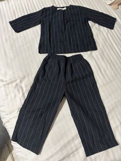 (Category: ) located in . Submitted by daisy_wardrobe (Listing ID 1465460151, Image 1). Description: .