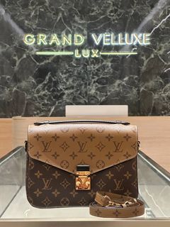 (Category: ) located in . Submitted by grandvelluxe (Listing ID 1465551707, Image 1). Description: .