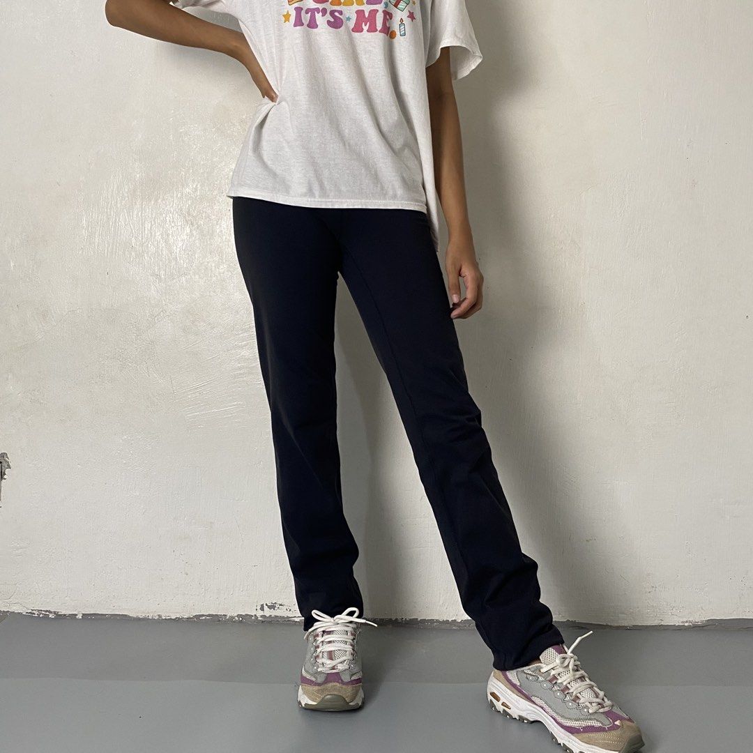 Lululemon 👖| Black Skin-Tight Athletic Pants (Category: Other Bottoms) located in Bulacan. Submitted by orc.ph (Listing ID 1465488290, Image 3). Description: Lululemon 🏃‍♀️| Black Skin-Tight Athletic Pants Material Used: Spandex - Black - Skin-Tight - Thick Waistband - Stretchable - No Pockets - Active Wear -Slim-Fit -Size: XS-L -Waistline: 26-34” -Length: 39” -Thighs: 8” -Leg Opening: 7” -Rise: 10” Model: ‘’5’0, 38kg, Waistline 24 - Extra Smal