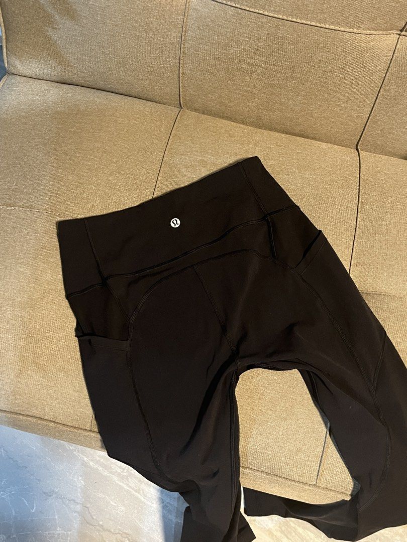 lululemon high-rise leggings (Category: Activewear) located in Digos. Submitted by namiyuuu1 (Listing ID 1465512317, Image 1). Description: .
