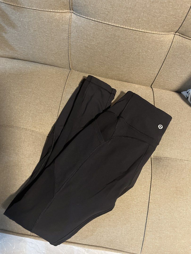 lululemon high-rise leggings (Category: Activewear) located in Digos. Submitted by namiyuuu1 (Listing ID 1465512317, Image 3). Description: .