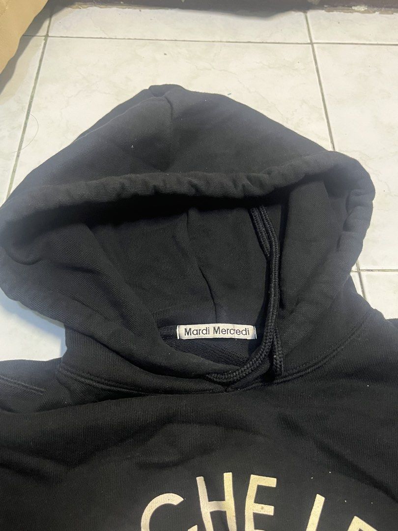 Mardi Mercedi (Category: Coats, Jackets and Outerwear) located in Manila. Submitted by thriftniyuno (Listing ID 1465422123, Image 2). Description: Medium to large 20 x 26.