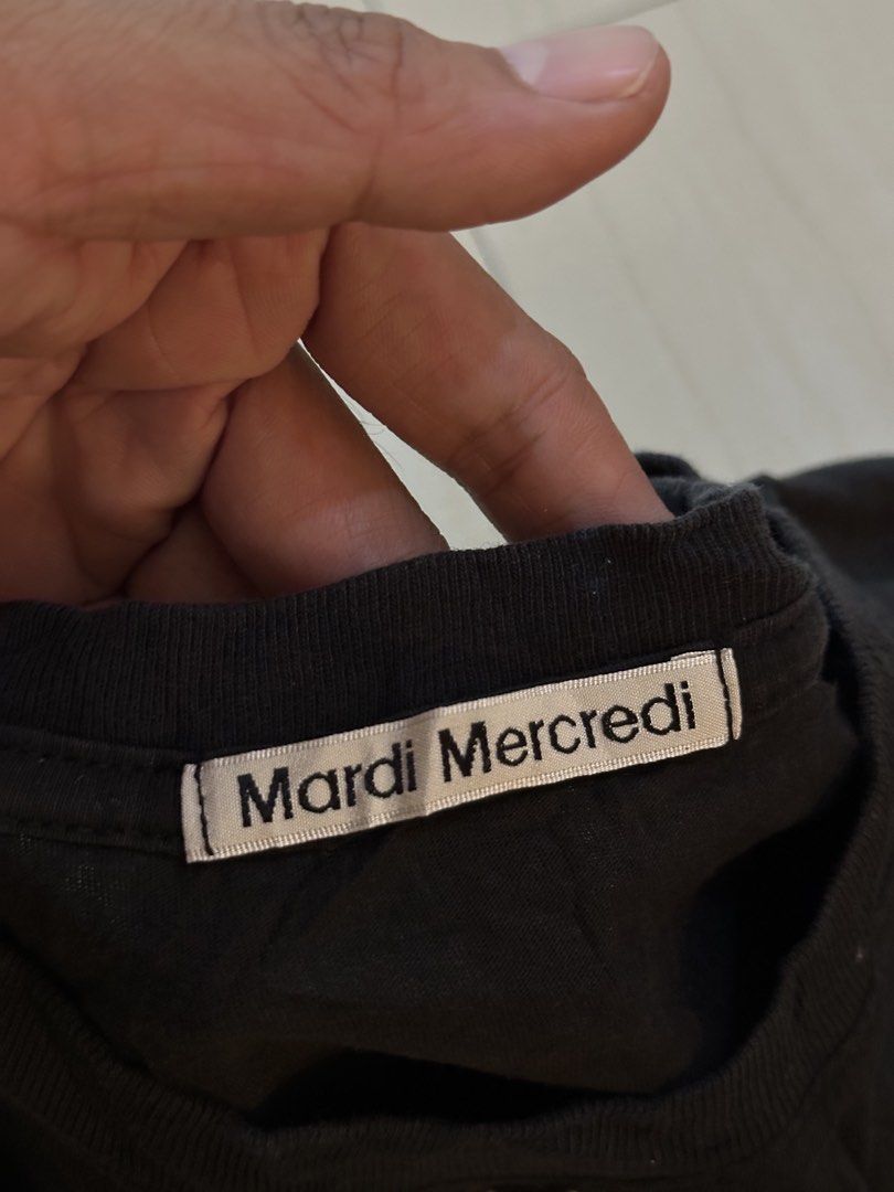 Mardi mercredi (Category: Activewear) located in Alitagtag. Submitted by bhthrift_30 (Listing ID 1465503991, Image 2). Description: Mardi Size medium 600+sf Dm📩.