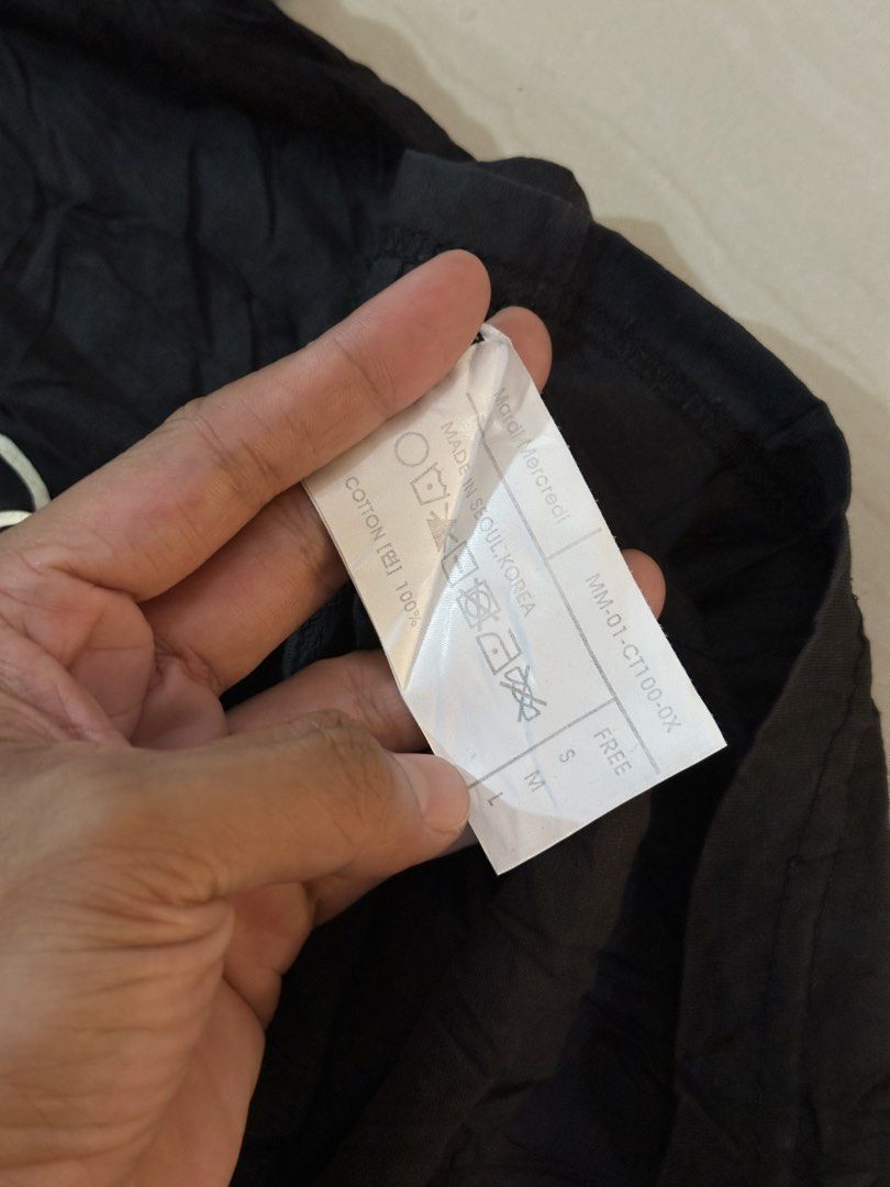 Mardi mercredi (Category: Activewear) located in Alitagtag. Submitted by bhthrift_30 (Listing ID 1465503991, Image 3). Description: Mardi Size medium 600+sf Dm📩.