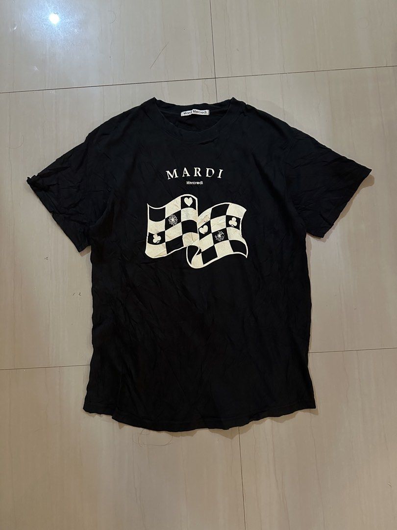 Mardi mercredi (Category: Activewear) located in Alitagtag. Submitted by bhthrift_30 (Listing ID 1465503991, Image 1). Description: Mardi Size medium 600+sf Dm📩.