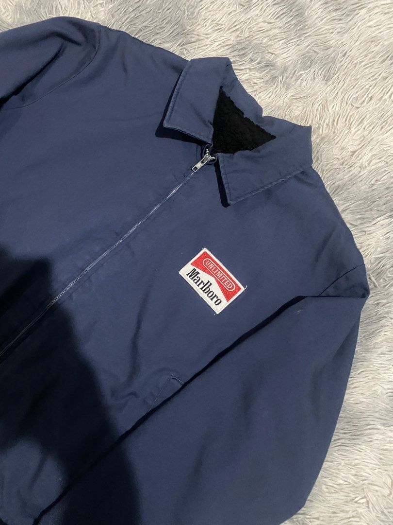 MARLBORO HARINGTON (Category: Coats, Jackets and Outerwear) located in Manila. Submitted by hardtofindthings10 (Listing ID 1465406949, Image 2). Description: • MARLBORO HARINGTON Size : L Dimes : 26 x 24 Flaw : NONE EXCELLENT CONDITION Please review the description and all photos carefully before purchasing. Don't hesitate to reach out if you have any questions..
