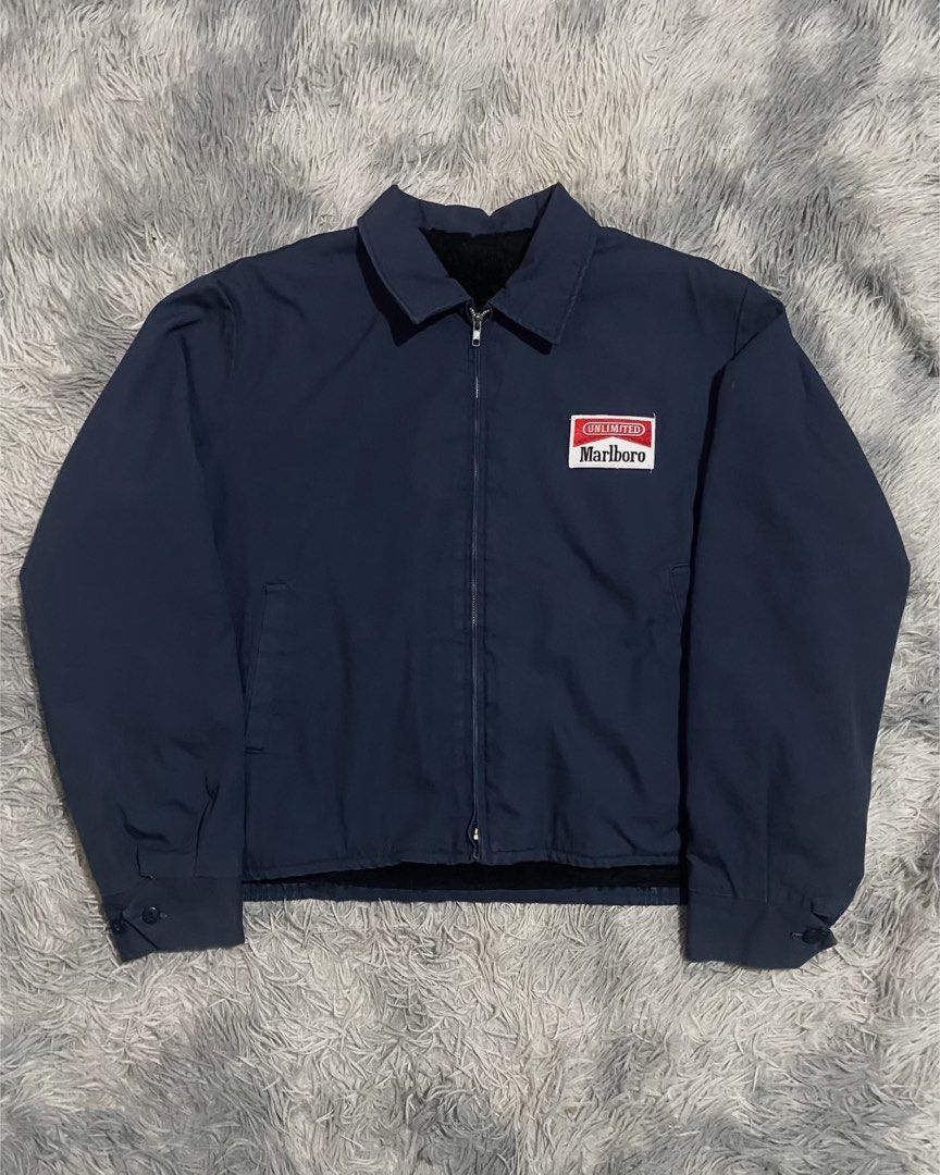 MARLBORO HARINGTON (Category: Coats, Jackets and Outerwear) located in Manila. Submitted by hardtofindthings10 (Listing ID 1465406949, Image 1). Description: • MARLBORO HARINGTON Size : L Dimes : 26 x 24 Flaw : NONE EXCELLENT CONDITION Please review the description and all photos carefully before purchasing. Don't hesitate to reach out if you have any questions..