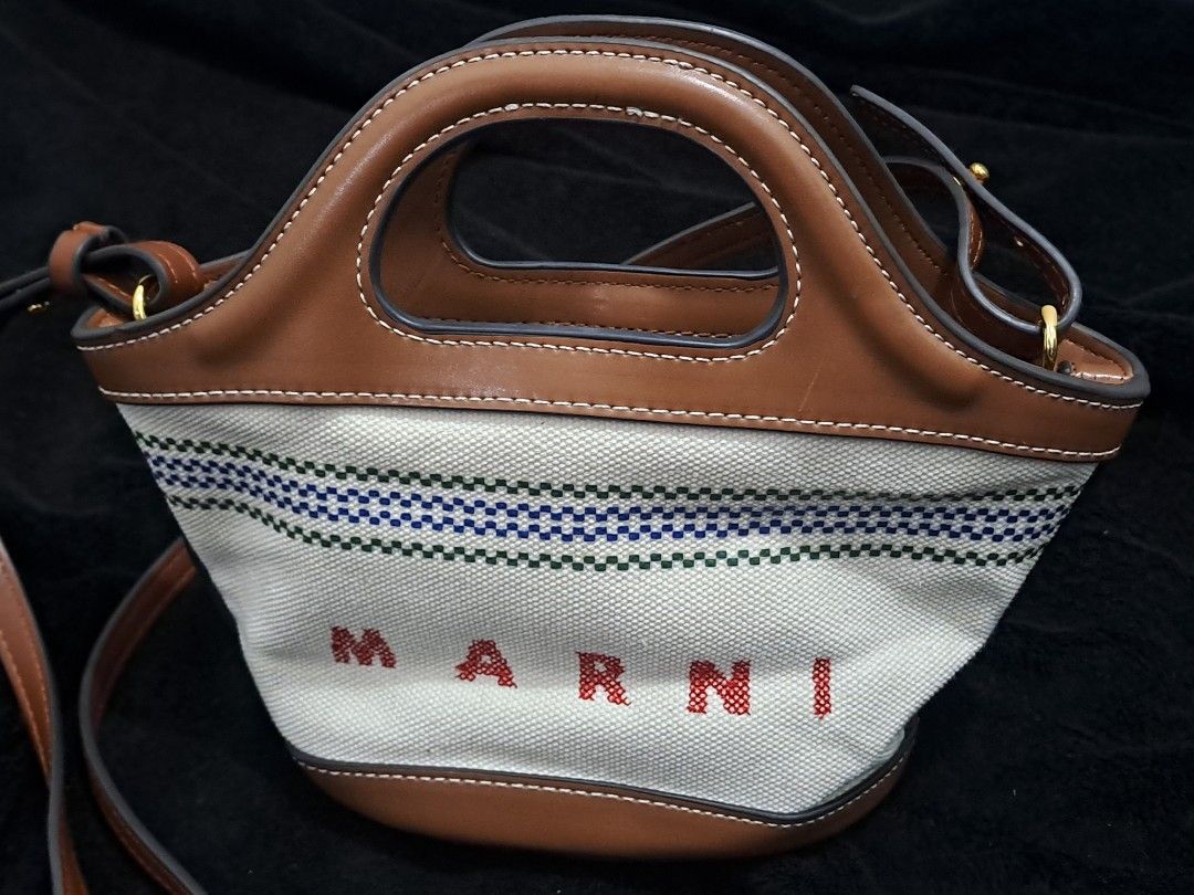 MARNI - Micro Tropicalia Top Handle Bag (Category: Luxury Bags & Wallets) located in Puerto Princesa. Submitted by jercksthriftph (Listing ID 1465505384, Image 3). Description: MARNI - Micro Tropicalia Top Handle Bag, Ecellent condition , item is thrifted/ukay.