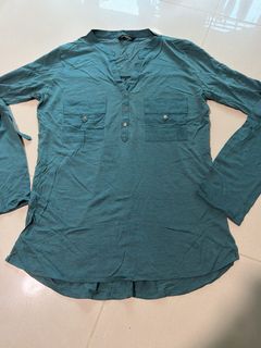 (Category: ) located in . Submitted by clothwearonce1973 (Listing ID 1465458773, Image 1). Description: .