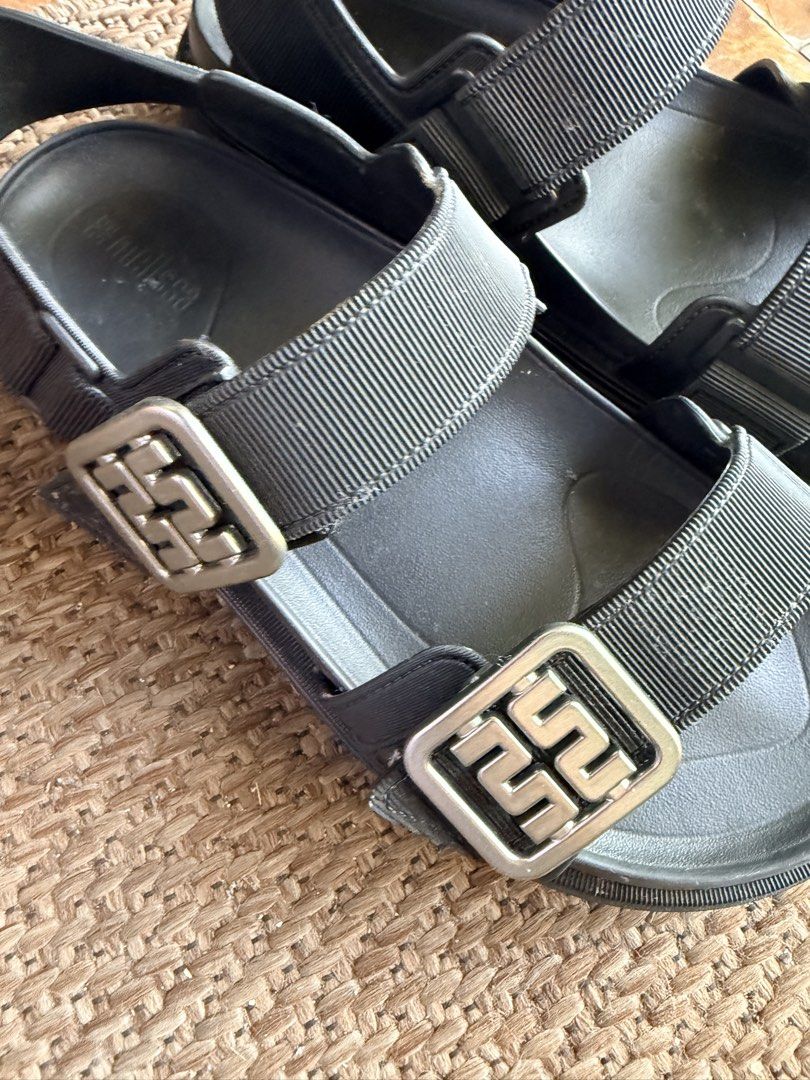 Melissa Black Towny Sandals Size US 8 (Category: Flats & Sandals) located in Manila. Submitted by andyjduay_cloud (Listing ID 1465386879, Image 3). Description: - Pre loved authentic Melissa - Size US 8 - Color: Black with gild hardware - Material: 100% vegan, durable construction - Design: Two adjustable top straps with metal buckles, ribbed strap texture, and a secure back strap - Sole: Chunky, ridged sole for extra grip with very little wear o