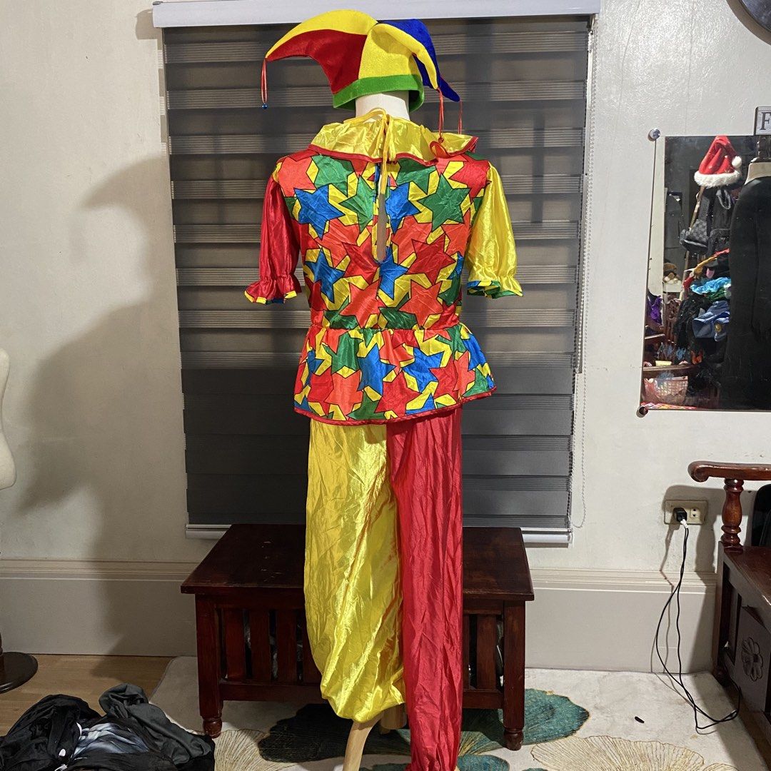 Mens Costumes (Category: Coats, Jackets and Outerwear) located in Caloocan City. Submitted by discusonlineshop (Listing ID 1465406897, Image 2). Description: medium to large fir.