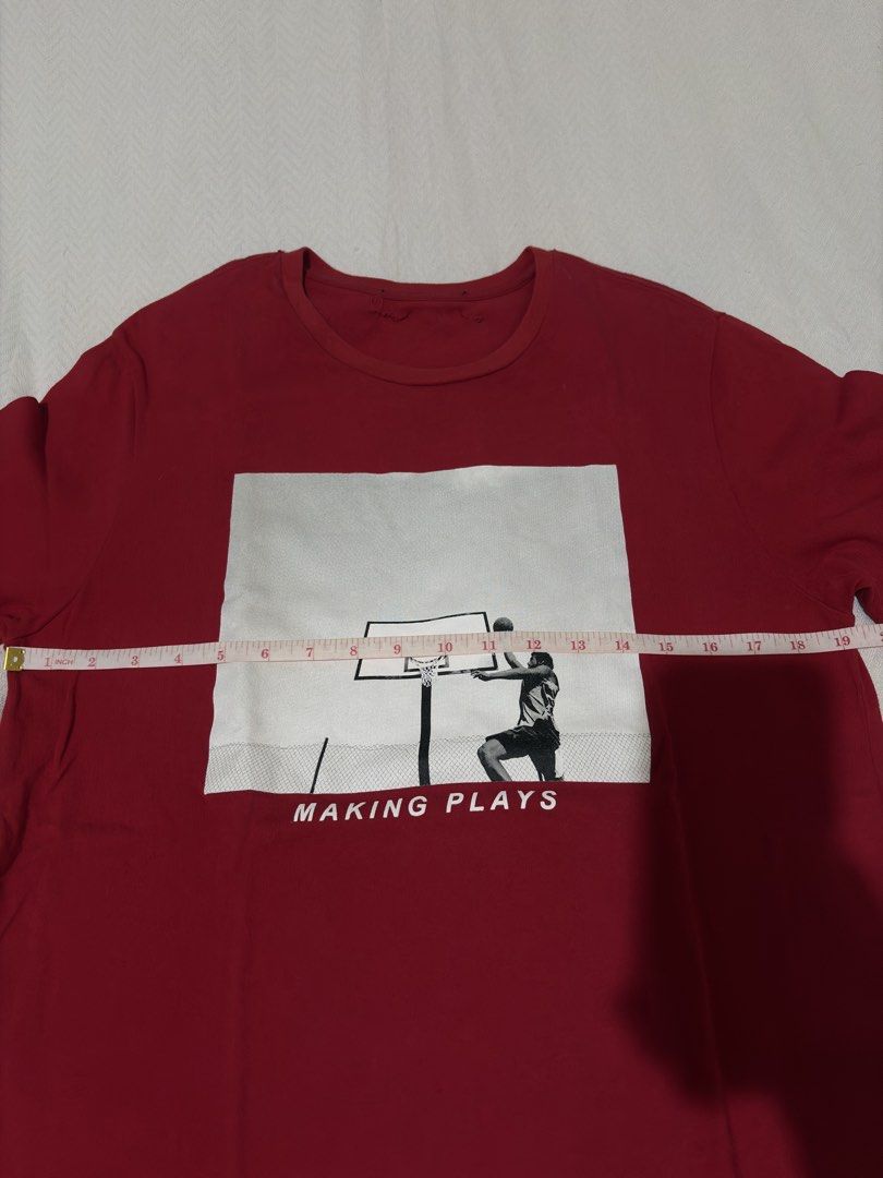 Men’s Oversized T-shirt (Category: Tshirts & Polo Shirts ) located in Santa Rosa. Submitted by milky_dotss (Listing ID 1465410795, Image 2). Description: -first to pay basis -no to lowballers pls -cross posted on fb marketplace - mop: gcash | mod: j&t/lalamove/lbc -loc: Santa Rosa, Laguna.