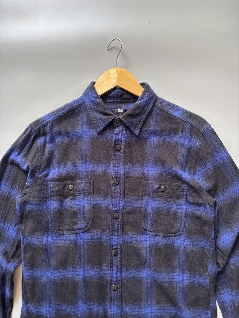 Men’s Uniqlo Flannel Longsleeve (Category: Tshirts & Polo Shirts ) located in Cebu City. Submitted by clylejavan060400 (Listing ID 1465397877, Image 3). Description: Men’s Uniqlo Flannel Longsleeve Shirt ▪️Size Medium ▪️Width 19.5 ▪️Length 27-28 ▪️Like new ▪️No issue.