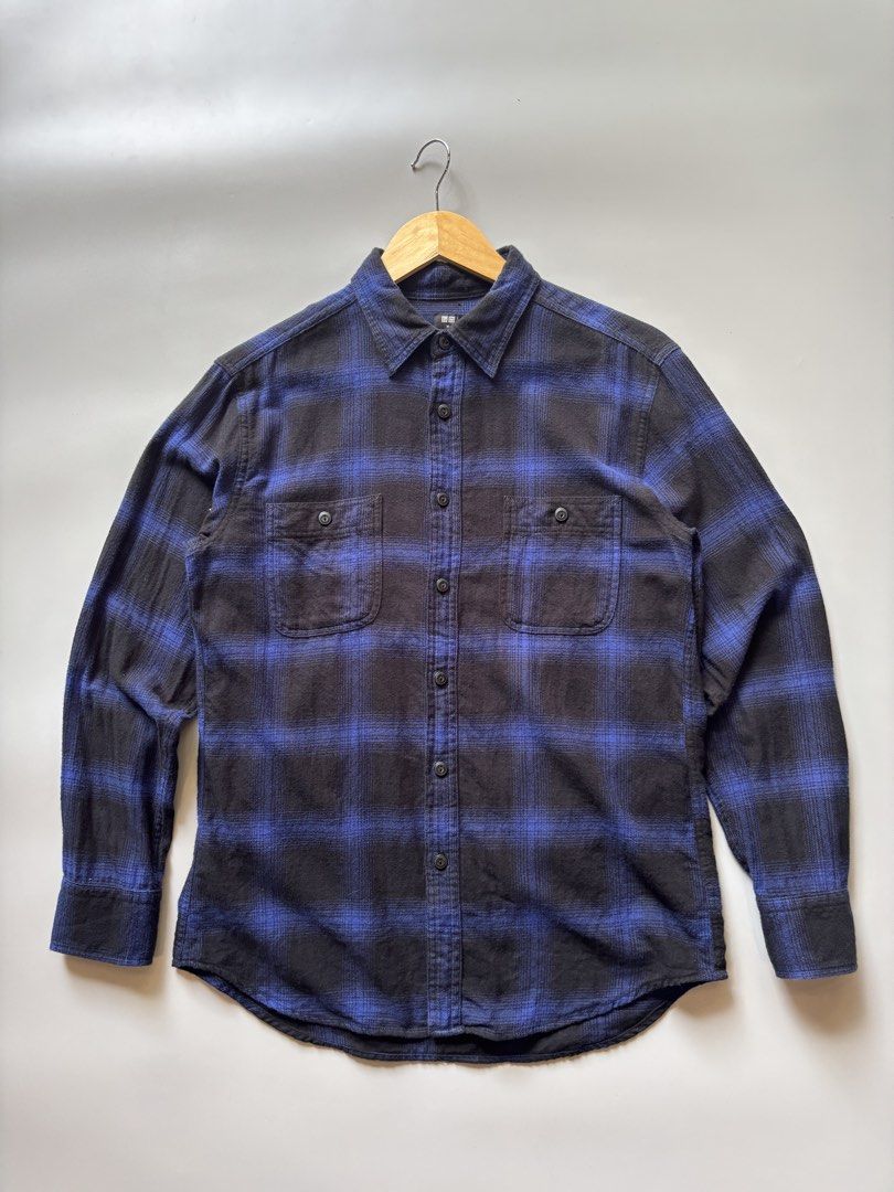 Men’s Uniqlo Flannel Longsleeve (Category: Tshirts & Polo Shirts ) located in Cebu City. Submitted by clylejavan060400 (Listing ID 1465397877, Image 1). Description: Men’s Uniqlo Flannel Longsleeve Shirt ▪️Size Medium ▪️Width 19.5 ▪️Length 27-28 ▪️Like new ▪️No issue.