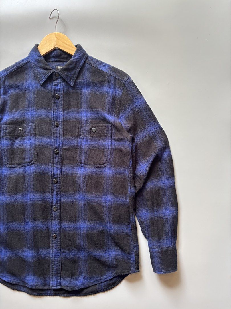 Men’s Uniqlo Flannel Longsleeve (Category: Tshirts & Polo Shirts ) located in Cebu City. Submitted by clylejavan060400 (Listing ID 1465397877, Image 2). Description: Men’s Uniqlo Flannel Longsleeve Shirt ▪️Size Medium ▪️Width 19.5 ▪️Length 27-28 ▪️Like new ▪️No issue.