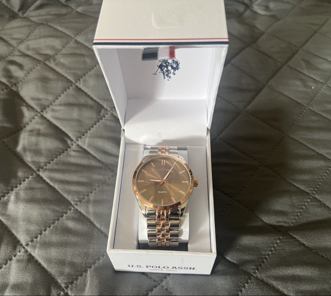 Men's watches (Category: Men's Watches) located in Marikina City. Submitted by lesliesomigao (Listing ID 1465436946, Image 1). Description: •Brand new with tags •Purchased in 🇺🇸 •100% Satisfaction Guaranteed or your money back.