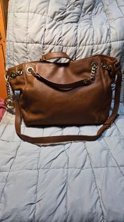 (Category: ) located in . Submitted by jhaz_bags (Listing ID 1465506035, Image 1). Description: .