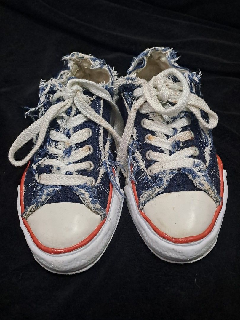 MIHARA YASUHIRO × Nigel Cabourn (Category: Sneakers) located in Puerto Princesa. Submitted by jercksthriftph (Listing ID 1465502744, Image 1). Description: MIHARA YASUHIRO × Nigel Cabourn , Size: 41 Excellent Condition minimal heel drag , need cleaning item is thrifted/ukay .