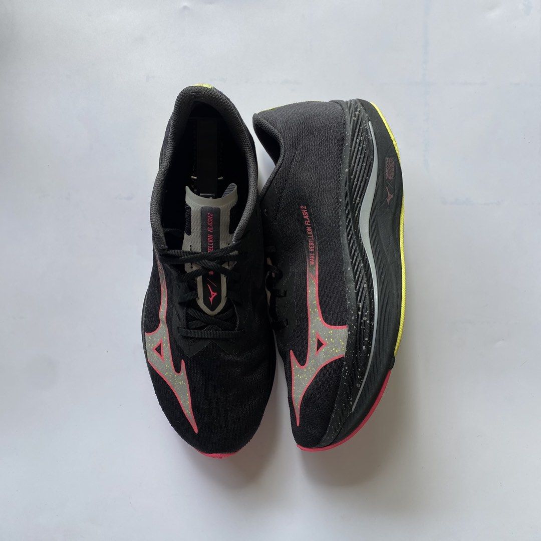 Mizuno Wave Rebellion Flash 2 (Category: Sneakers) located in Manolo Fortich. Submitted by thriftstr.co (Listing ID 1465385998, Image 1). Description: Mīzuno Wave Rēbellion Flash 2 9.5 US / 42.5 EU / 27.5 CM Excellent Condition Mine 2000.