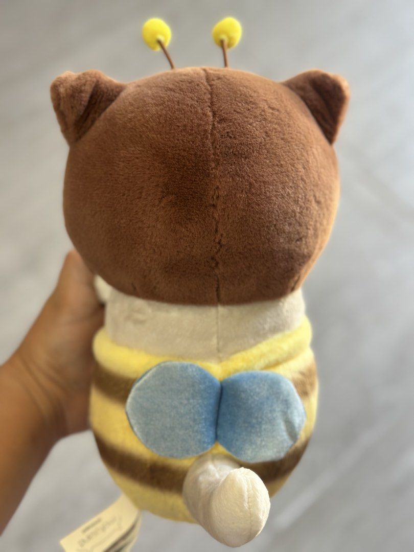 Mofusand Bee (Category: Plushies & Soft Toys) located in Baguio. Submitted by cherylcaps95 (Listing ID 1465491251, Image 3). Description: Good as new Medium size.