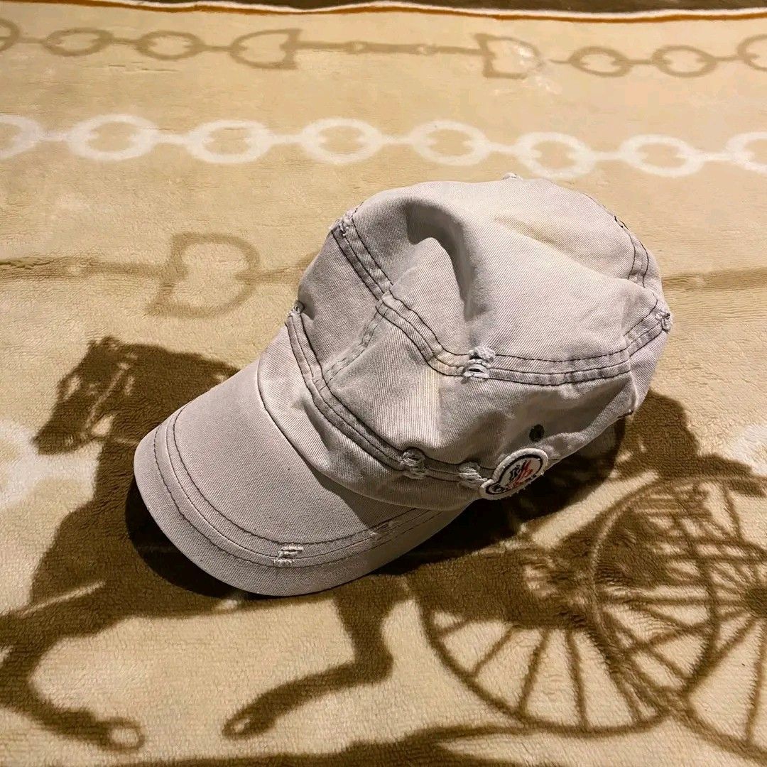 Moncler Millitary Cap (Category: Caps & Hats) located in Manila. Submitted by bidgeyow20688 (Listing ID 1465497325, Image 1). Description: off good condition issue stain goods for psg size L.