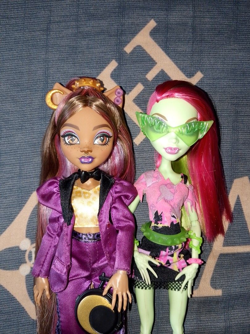 Monster High Dolls For Sale (Category: Kids Toys) located in Digos. Submitted by mafhuuyo (Listing ID 1465577081, Image 1). Description: ‼️RUSH SALE‼️ Monster High G3 Monster Ball Clawdeen (Php1100) •tight joints •soft hair •complete •wyswyg •in good condition Monster High Music Fes Venus (Php900)❌RESERVED❌ •soft hair •missing vip pass only •with added sun glasses •wyswyg •good condition pa flocking no faded part FIRST TO PAY POLICY MOP:gcash MOD