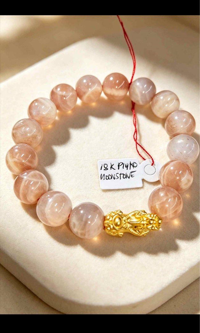 Moonstone Bracelet with 18k Piyao Charm (Category: Bracelets) located in Pasig City. Submitted by racmantomara31 (Listing ID 1465395873, Image 1). Description: .