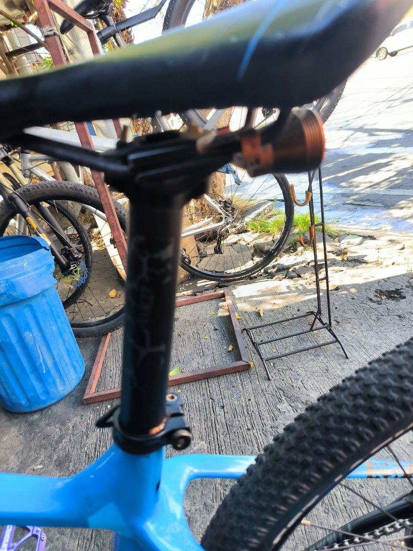 Speedone Commander 27.5/M Mountain Bike (Category: Bicycles) located in Las Pinas. Submitted by rapidecluts (Listing ID 1465435668, Image 2). Description: General Specs: 27.5 Medium Frame Speedone Commander (Minor Scratches) Sagmit Corner Bar Shimano Disc Brakes Weapon Pedal Speedone Soldier Hubs Stock Saddle Stock Aeroic Air Fork CST Rabbit Tires SRAM X5 Originally Aeroic Warrior 580 and then have done some upgrades. Photos taken some time ago e