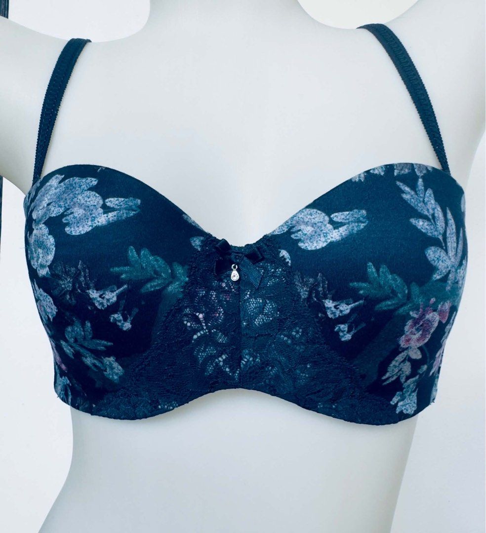my memory multiway. bra 34B (Category: Undergarments & Loungewear) located in San Jose. Submitted by 99ners (Listing ID 1465501594, Image 1). Description: .