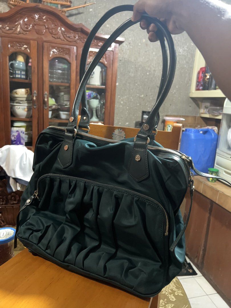 MZ WALLACE JANE SHOULDER BAG (Category: Shoulder Bags) located in Taguig. Submitted by patrickbas46594 (Listing ID 1465457096, Image 3). Description: Used twice only ✨ DM ME FOR MORE DETAILS 📩.